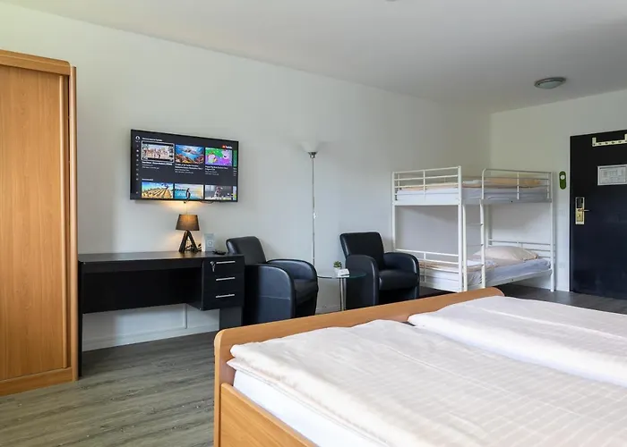 诺登蓝德豪斯酒店 酒店 3*