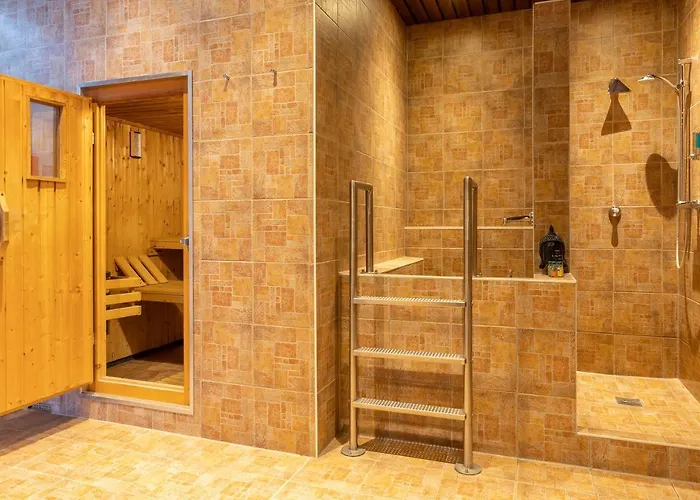 诺登蓝德豪斯酒店 酒店 3*